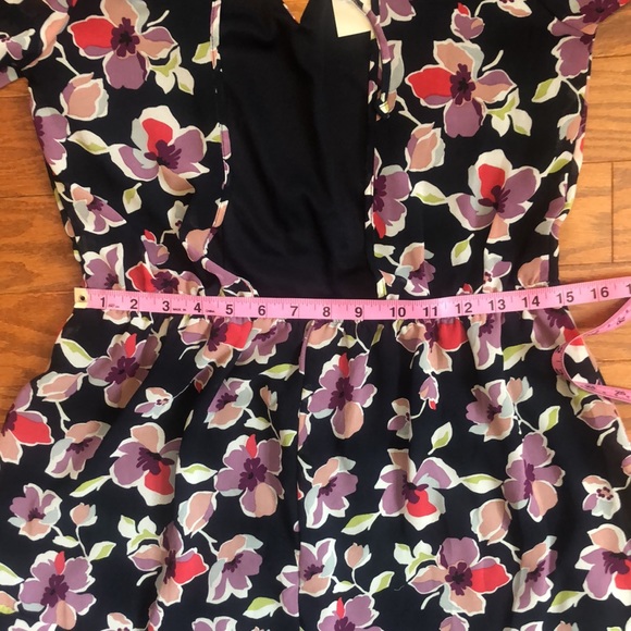 Floral Long Sleeve Open Back Dress - Picture 7 of 11